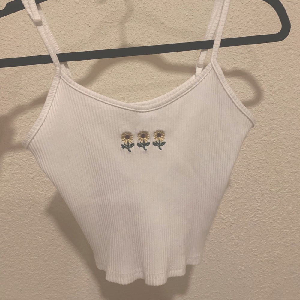 Sunflower cropped tank top 🌻